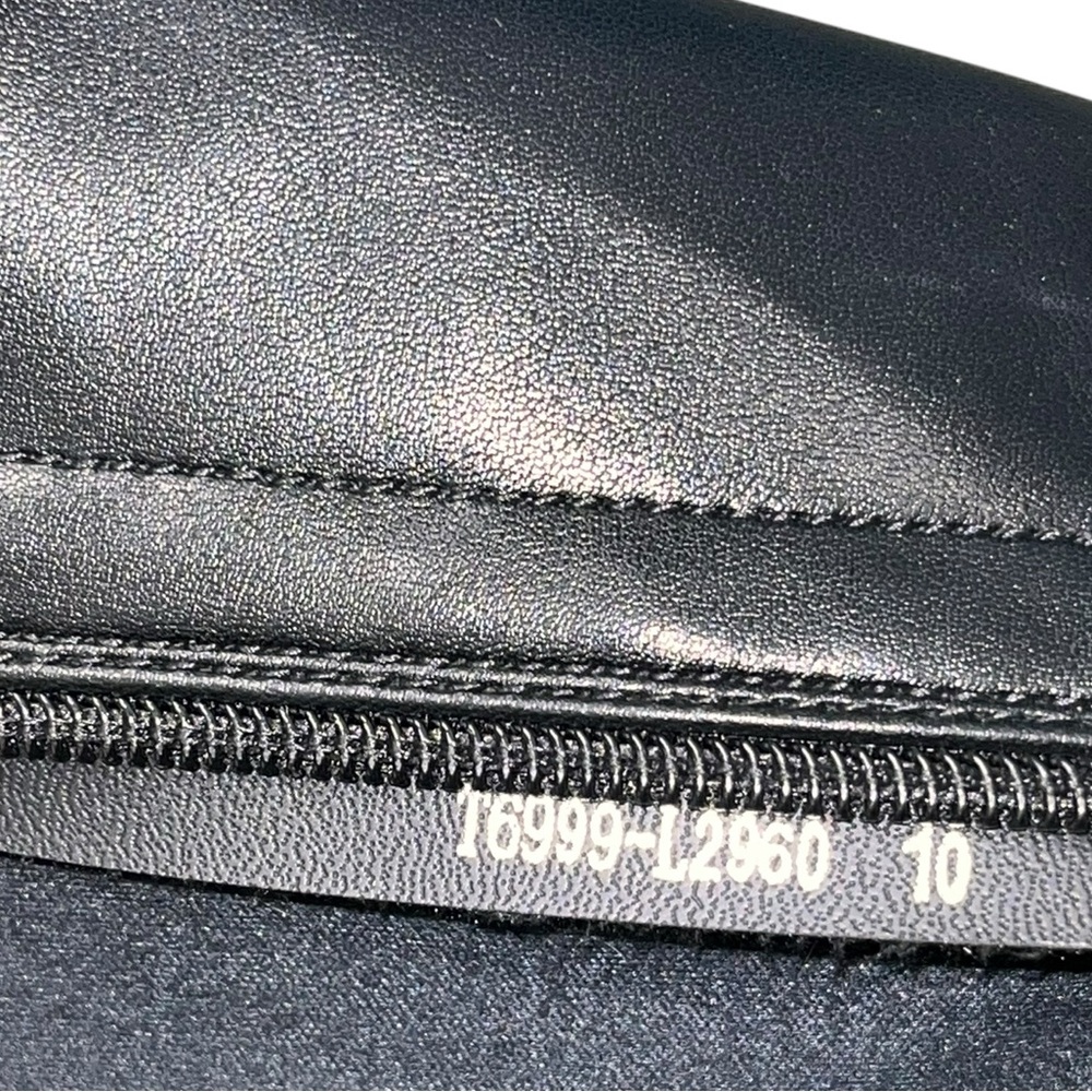 Taepusr Black Ankle Booties NWOB - Picture 11 of 11